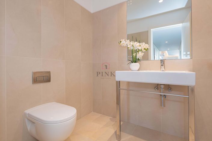 Image No.19-4 Bed Apartment for sale