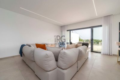 2092-358481-7cad0fe82e642c54e3fe1d772f22d68ea