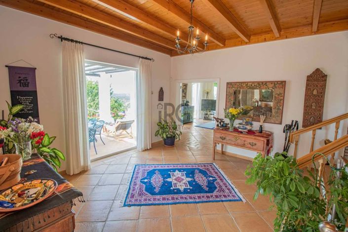 Image No.14-4 Bed Villa for sale