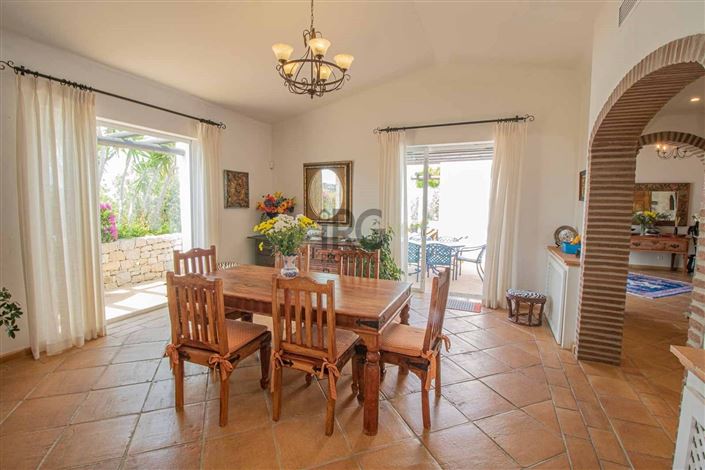 Image No.24-4 Bed Villa for sale