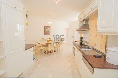 2092-349949-7cad0fe82e642c54e3fe1d772f22d68ea