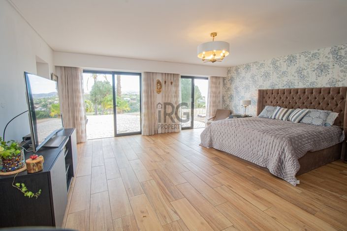 Image No.21-4 Bed Villa for sale