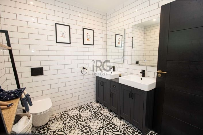 Image No.28-4 Bed Villa for sale