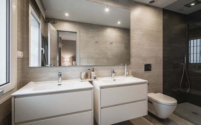 Image No.11-3 Bed Property for sale