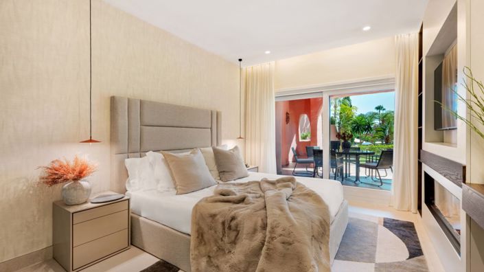 Image No.18-3 Bed Property for sale