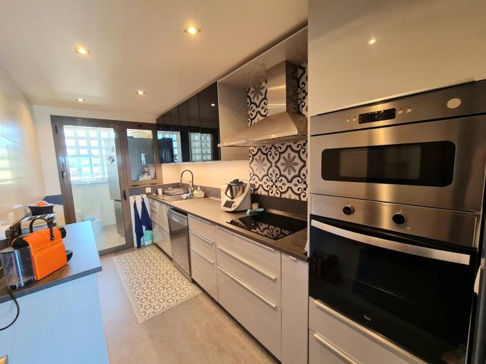 Image No.4-2 Bed Property for sale