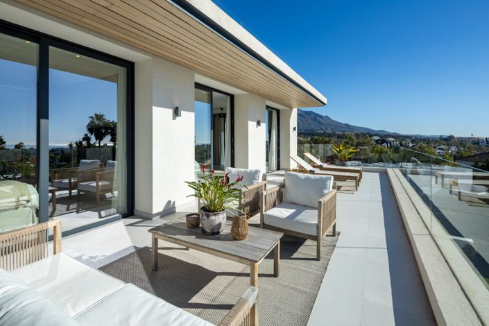 Image No.8-5 Bed Villa for sale