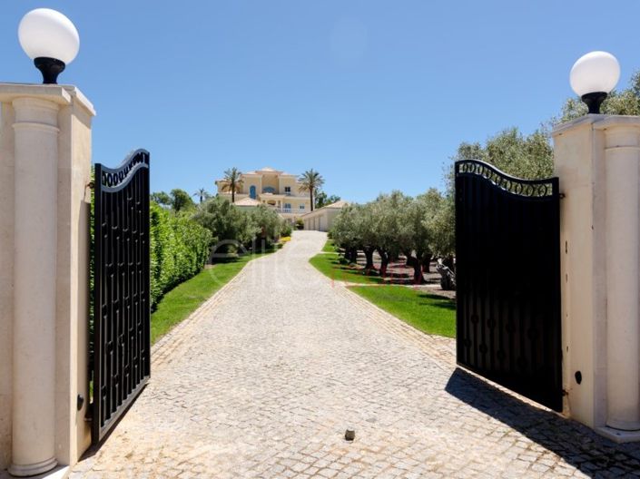 Image No.7-Maison de 5 chambres à vendre à Lagos