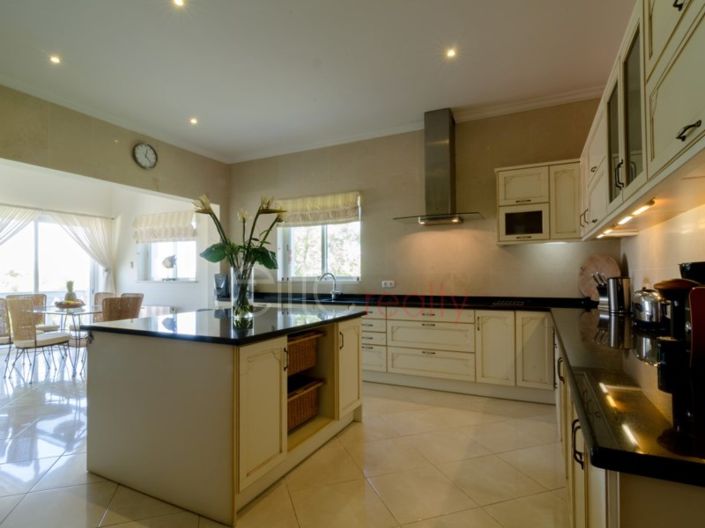 Image No.9-Maison de 5 chambres à vendre à Lagos