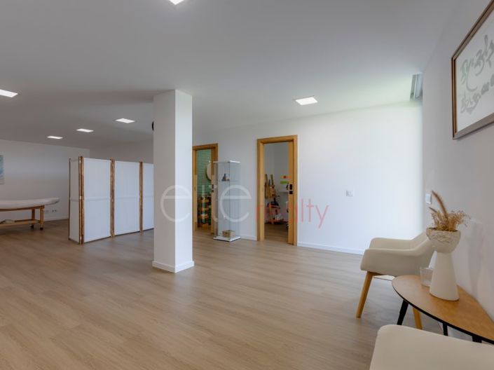 Image No.21-Maison de 4 chambres à vendre à Lagos