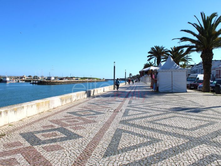 Image No.11-Maison de 1 chambre à vendre à Lagos