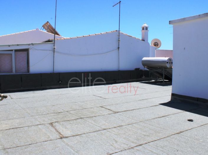 Image No.11-Maison de 7 chambres à vendre à Lagos