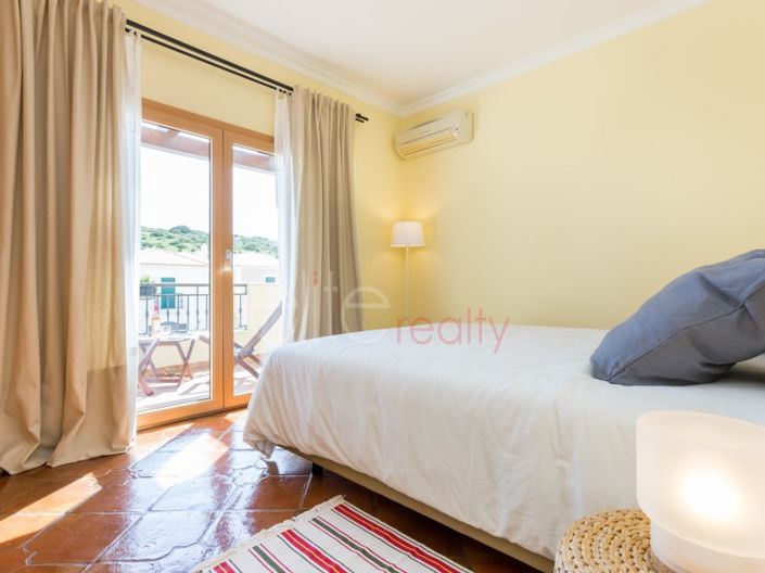 Image No.21-2 Bed House for sale