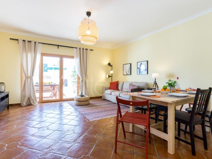 Image No.6-2 Bed House for sale