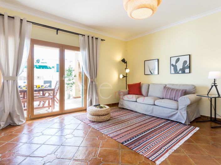 Image No.7-2 Bed House for sale