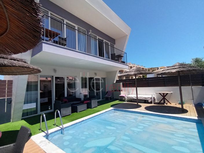 Image No.14-3 Bed House for sale