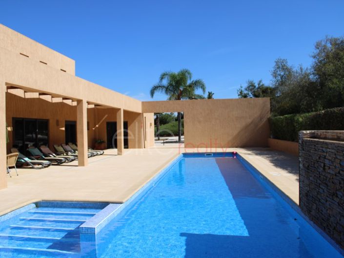 Image No.2-Maison de 5 chambres à vendre à Lagos