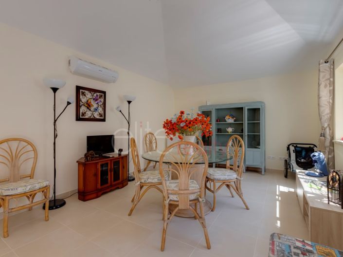 Image No.32-5 Bed House for sale