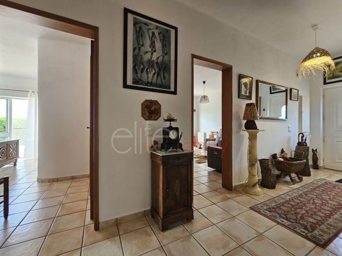 Image No.22-4 Bed House for sale