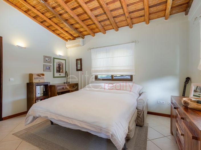 Image No.20-Maison de 4 chambres à vendre à Lagos