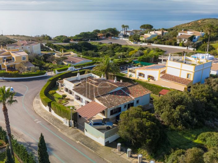 Image No.3-Maison de 4 chambres à vendre à Lagos