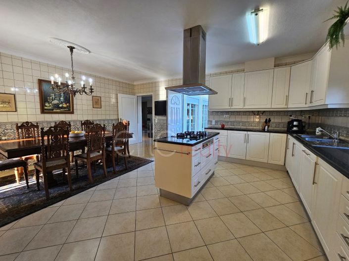 Image No.12-Maison de 4 chambres à vendre à Lagos