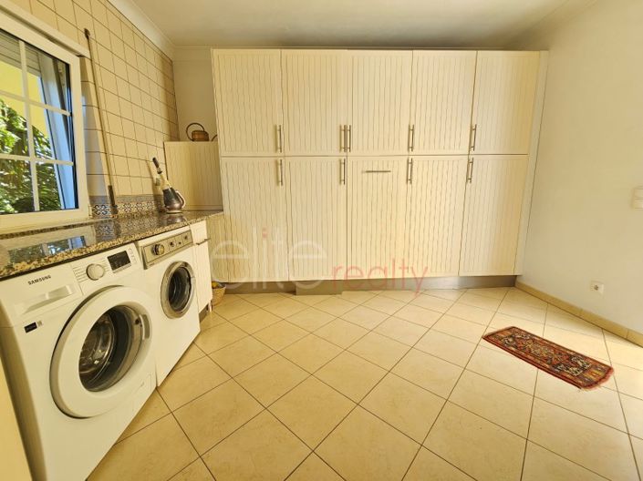 Image No.20-Maison de 4 chambres à vendre à Lagos