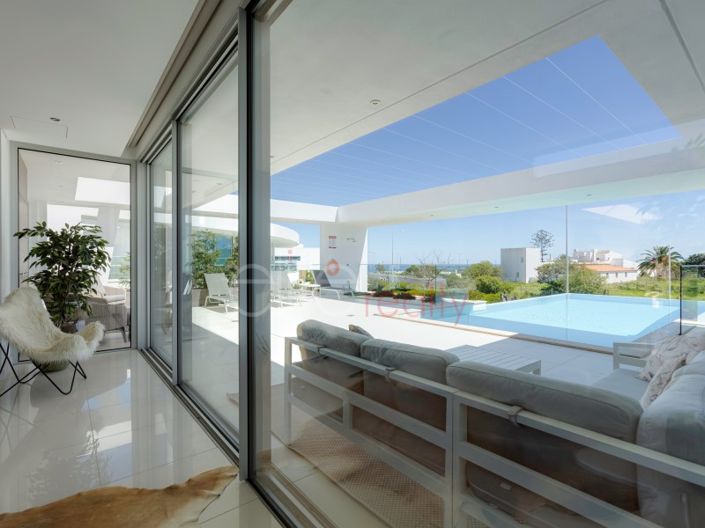 Image No.15-4 Bed House for sale