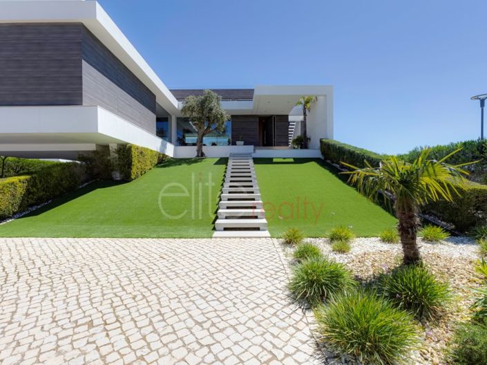 Image No.30-4 Bed House for sale