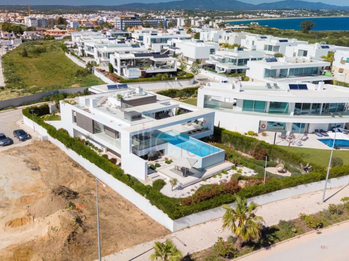 Image No.39-4 Bed House for sale