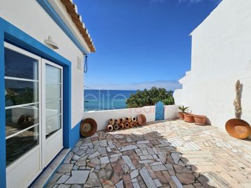 id85d4a201-0000-0500-0000-00001640b9d2