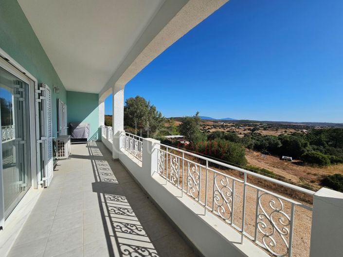 Image No.11-4 Bed House for sale