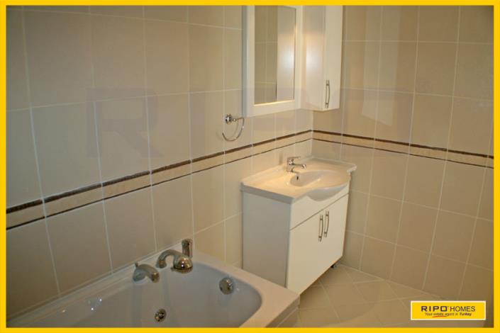 Image No.30-4 Bed Penthouse for sale