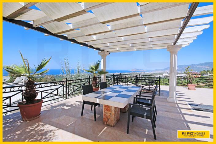 Image No.16-7 Bed Villa / Detached for sale