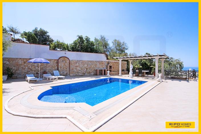 Image No.47-7 Bed Villa / Detached for sale