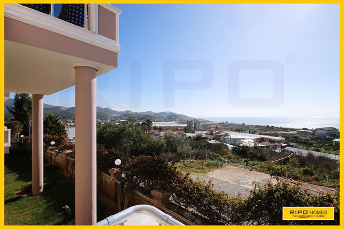 Image No.18-3 Bed Apartment for sale