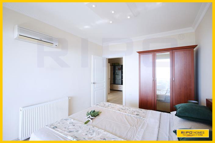 Image No.25-3 Bed Apartment for sale