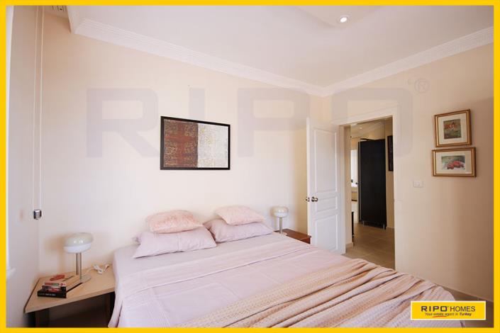 Image No.40-3 Bed Apartment for sale