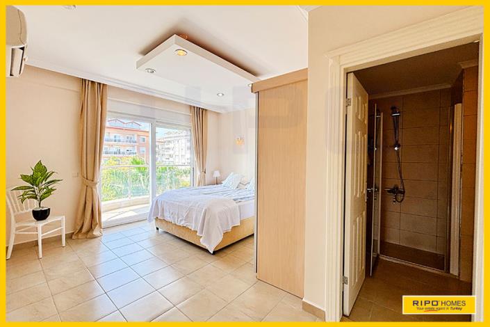 Image No.19-4 Bed Penthouse for sale