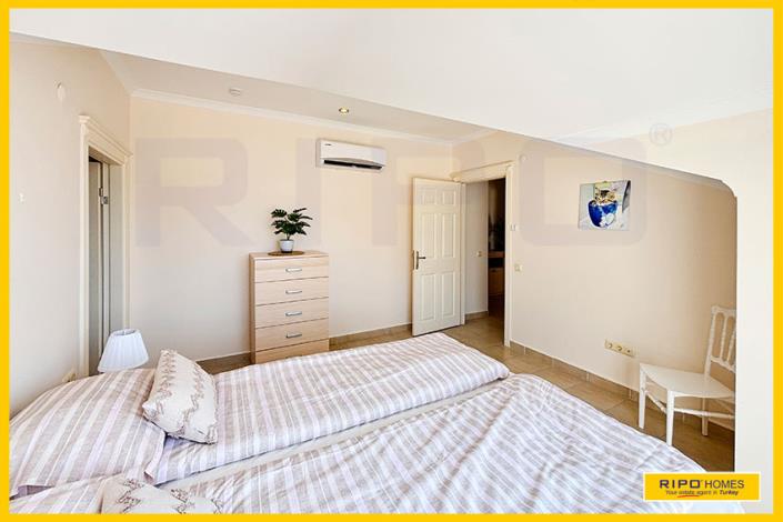 Image No.33-4 Bed Penthouse for sale