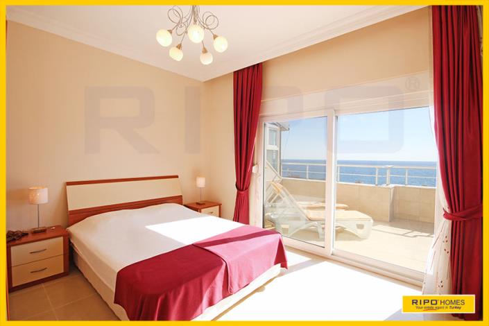 Image No.32-4 Bed Penthouse for sale