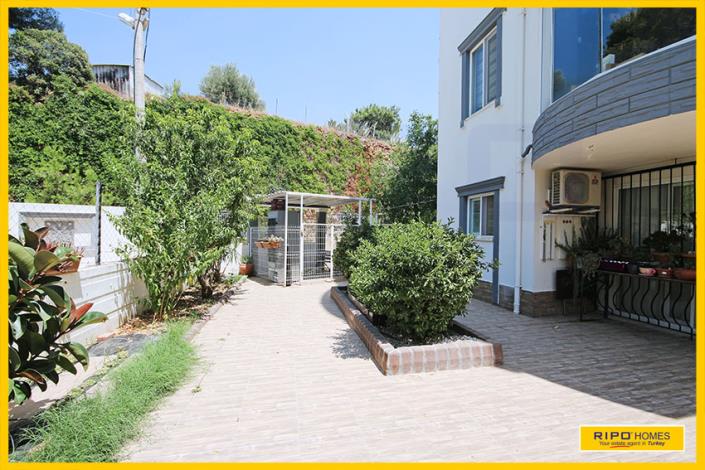 Image No.55-4 Bed Apartment for sale