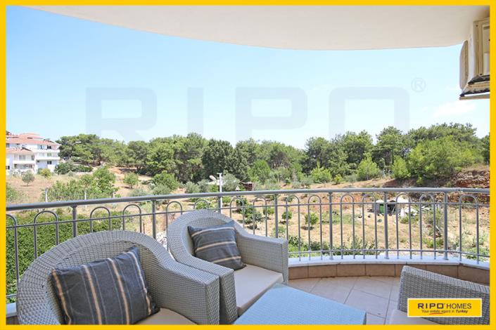 Image No.20-4 Bed Apartment for sale