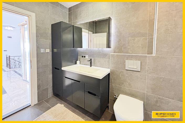 Image No.50-3 Bed Penthouse for sale