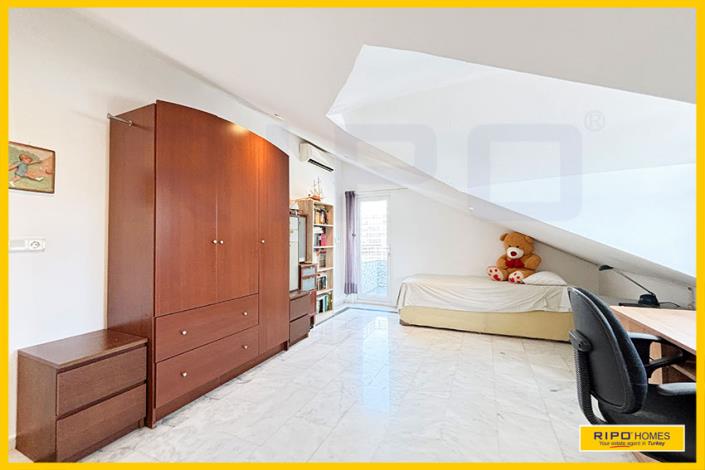 Image No.53-3 Bed Penthouse for sale