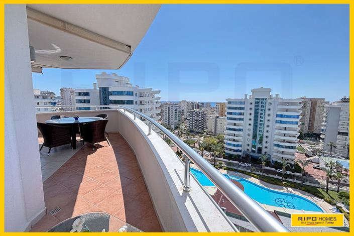 Image No.18-3 Bed Apartment for sale