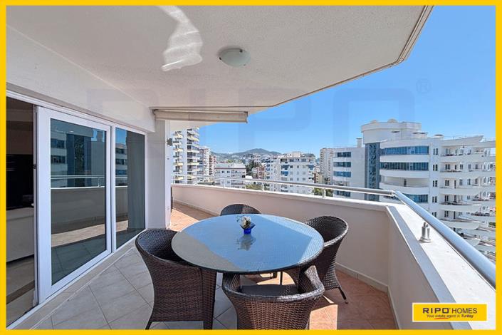 Image No.19-3 Bed Apartment for sale