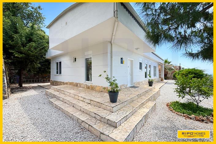 Image No.47-2 Bed Villa for sale