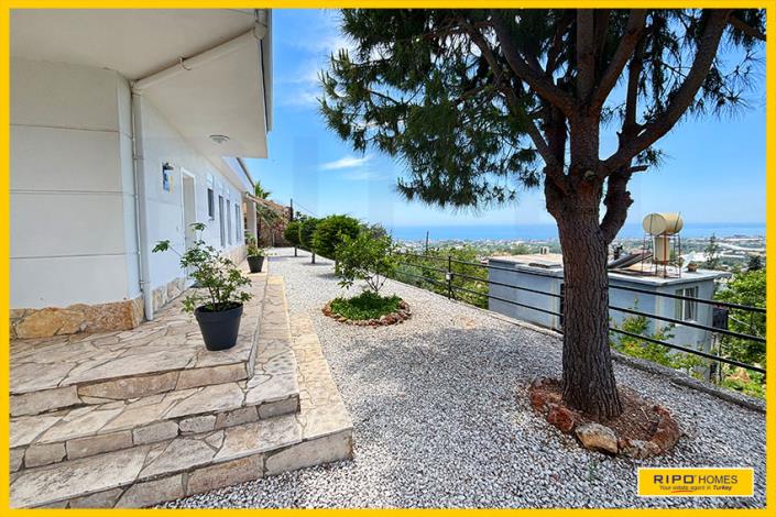 Image No.48-2 Bed Villa for sale