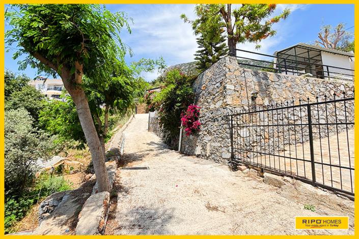 Image No.61-2 Bed Villa for sale